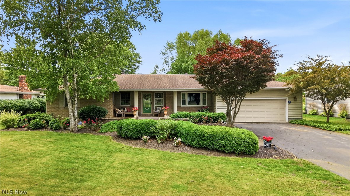 6511 Park Road Leavittsburg, OH 44430 - Photo 2 of 50