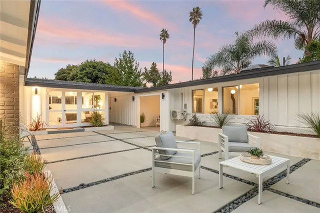 $1,649,000 | 3103 Shipway Avenue, Long Beach, CA 90808