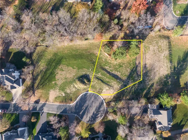 $450,000 | 3941 X White Oak Lane, Chanhassen, MN 55331