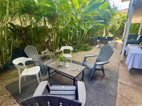 $7,000 | 41-875 Kalanianaʻole Highway, Unit UPPR, Waimanalo, HI 96795