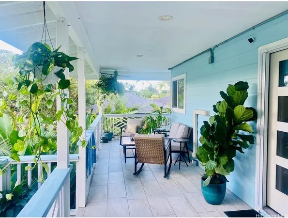 $7,000 | 41-875 Kalanianaʻole Highway, Unit UPPR, Waimanalo, HI 96795