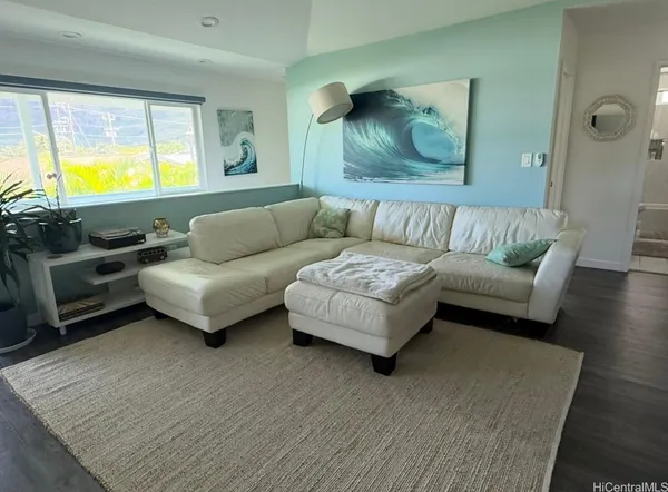 $7,000 | 41-875 Kalanianaʻole Highway, Unit UPPR, Waimanalo, HI 96795