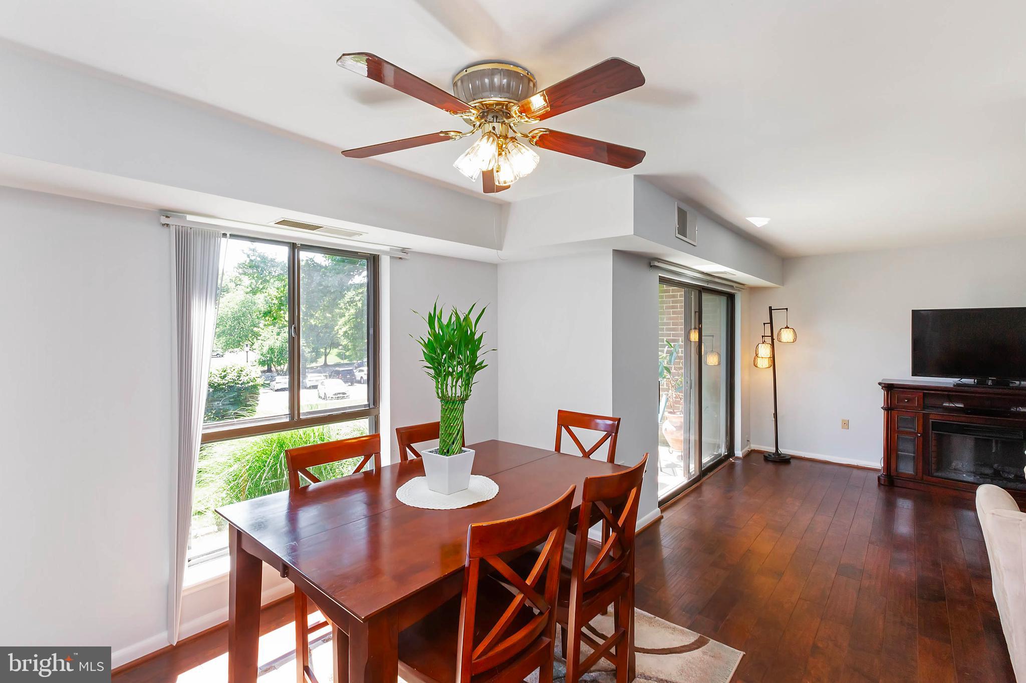 17816 Buehler Road, Unit 165 Olney, MD 20832 - Photo 10 of 20 Dining Room