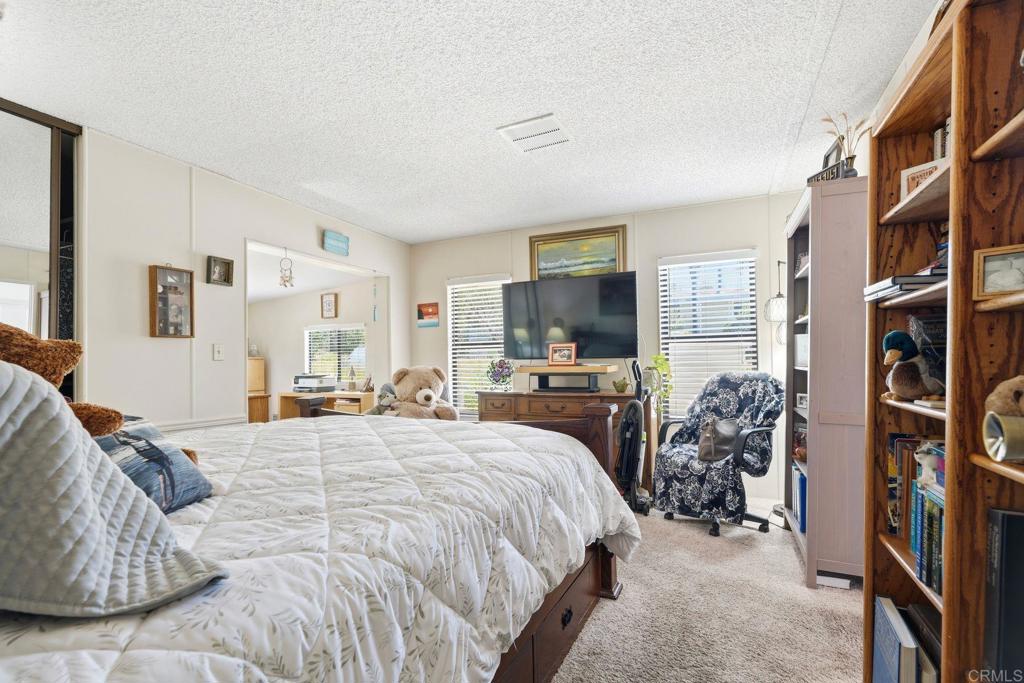 18218 Paradise Mountain Road Valley Center, CA 92082 - Photo 26 of 40