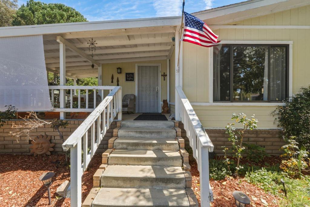 18218 Paradise Mountain Road Valley Center, CA 92082 - Photo 3 of 40