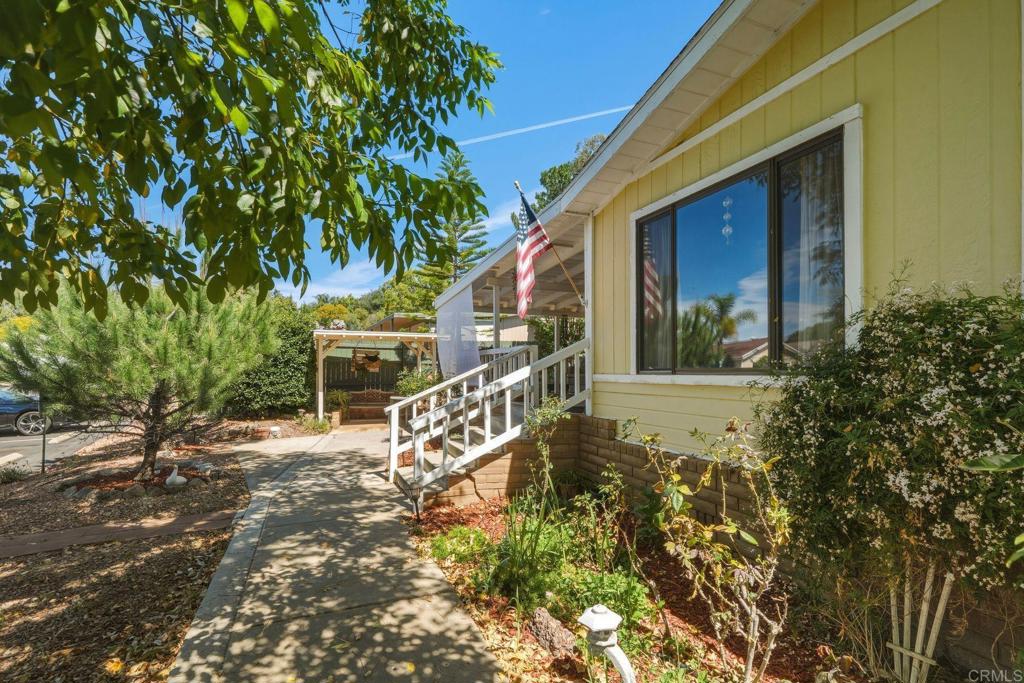 18218 Paradise Mountain Road Valley Center, CA 92082 - Photo 5 of 40