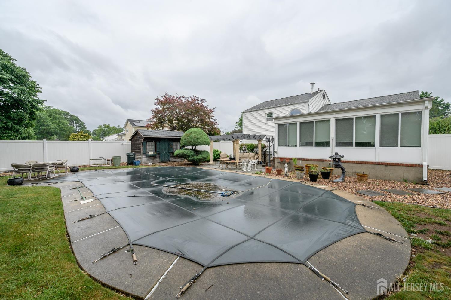 317 Libourel Road South Plainfield, NJ 07080 - Photo 34 of 40