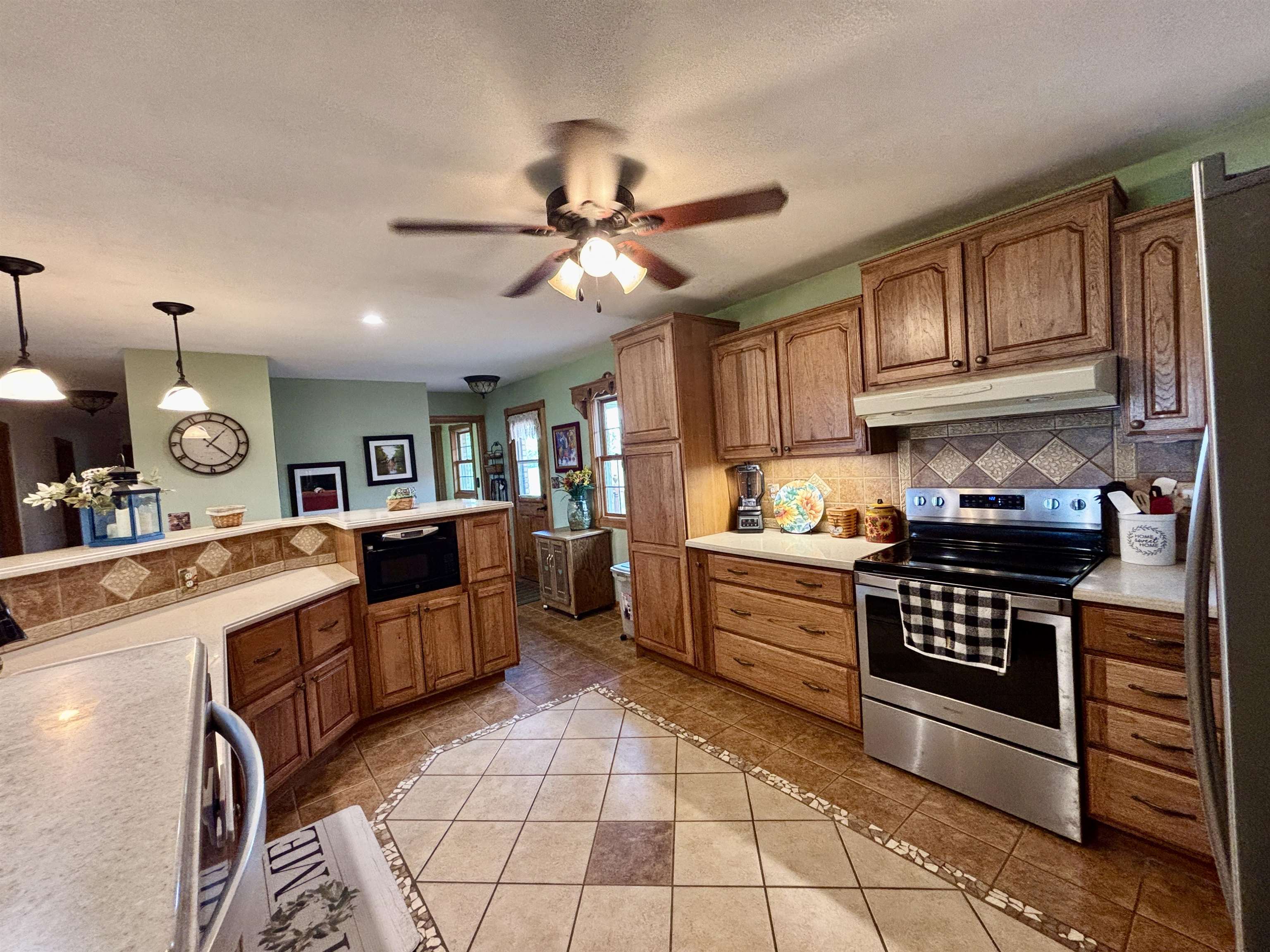 5485 Fern Hill Road Belvidere, IL 61008 - Photo 9 of 46 Gallery Image 9