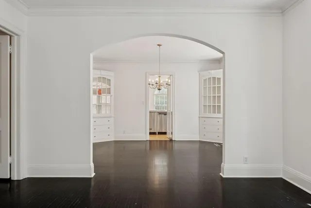 $4,500 | 1785 Dupont Avenue South, Unit MAIN, Minneapolis, MN 55403