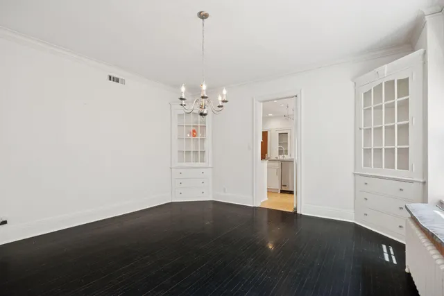 $4,500 | 1785 Dupont Avenue South, Unit MAIN, Minneapolis, MN 55403