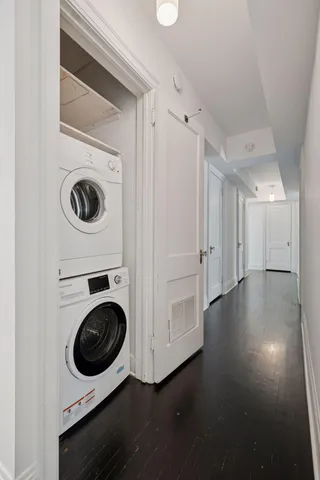 $4,500 | 1785 Dupont Avenue South, Unit MAIN, Minneapolis, MN 55403