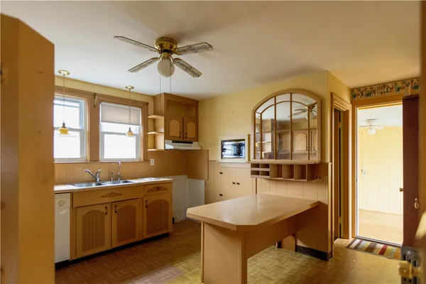 $350,000 | 107 Fuller Street, Pawtucket, RI 02861