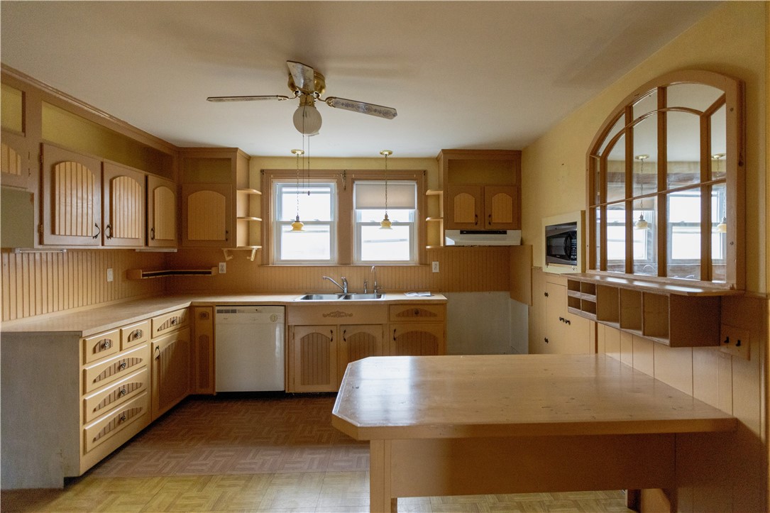 107 Fuller Street Pawtucket, RI 02861 - Photo 9 of 18