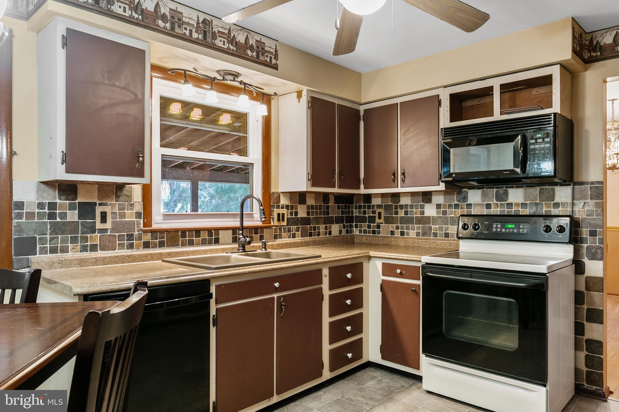 434 Stokes Road Shamong, NJ 08088 - Photo 10 of 34