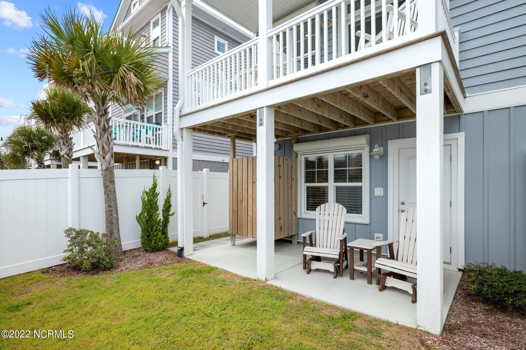 2800 West Fort Macon Road, Unit 7 Atlantic Beach, NC 28512 - Photo 31 of 37 19-web-or-mls-_S3A5742