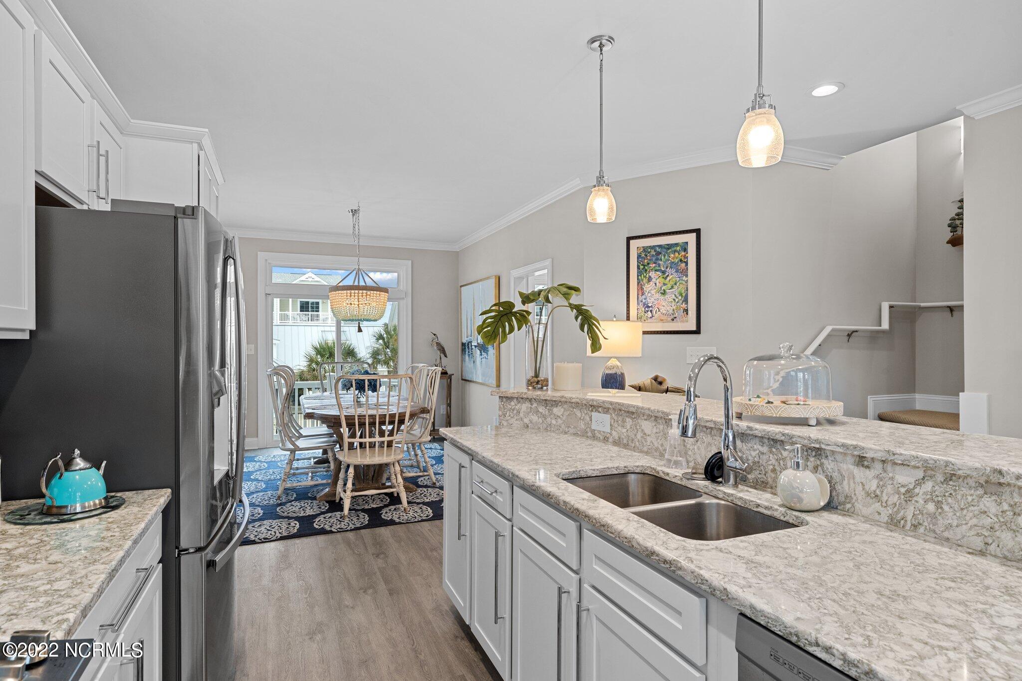 2800 West Fort Macon Road, Unit 7 Atlantic Beach, NC 28512 - Photo 8 of 37 36-web-or-mls-_S3A5860
