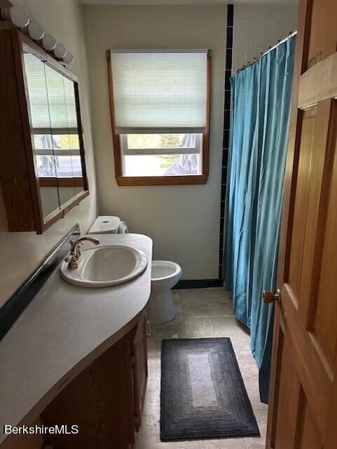 773 Pecks Road Pittsfield, MA 01201 - Photo 20 of 33 2nd floor bath