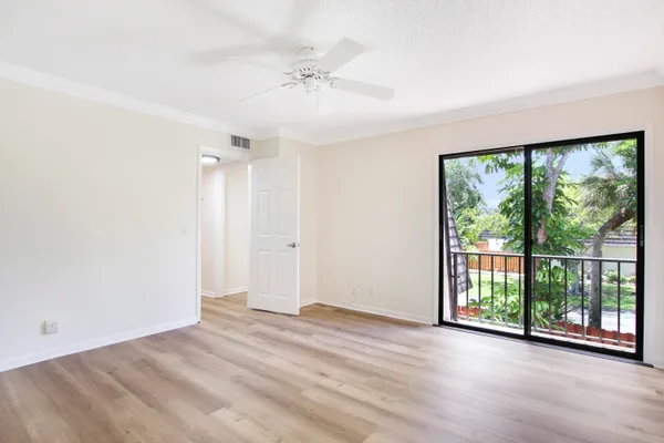 $295,000 | 326 Jupiter Lakes Boulevard, Unit 2318D, Jupiter, FL 33458