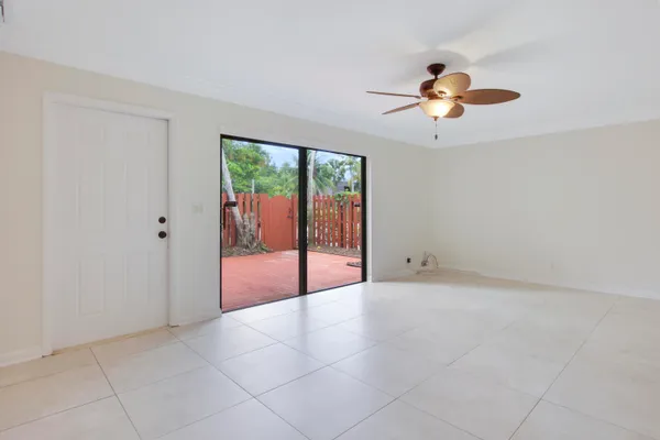 $295,000 | 326 Jupiter Lakes Boulevard, Unit 2318D, Jupiter, FL 33458