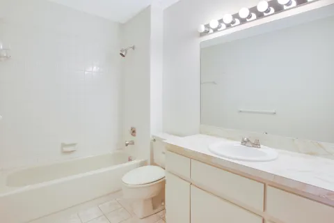 $289,000 | 326 Jupiter Lakes Boulevard, Unit 2318D, Jupiter, FL 33458