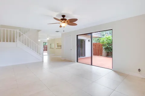 $289,000 | 326 Jupiter Lakes Boulevard, Unit 2318D, Jupiter, FL 33458