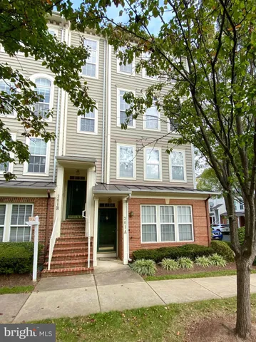 $599,900 | 301 Cross Green Street, Unit 301B, Gaithersburg, MD 20878