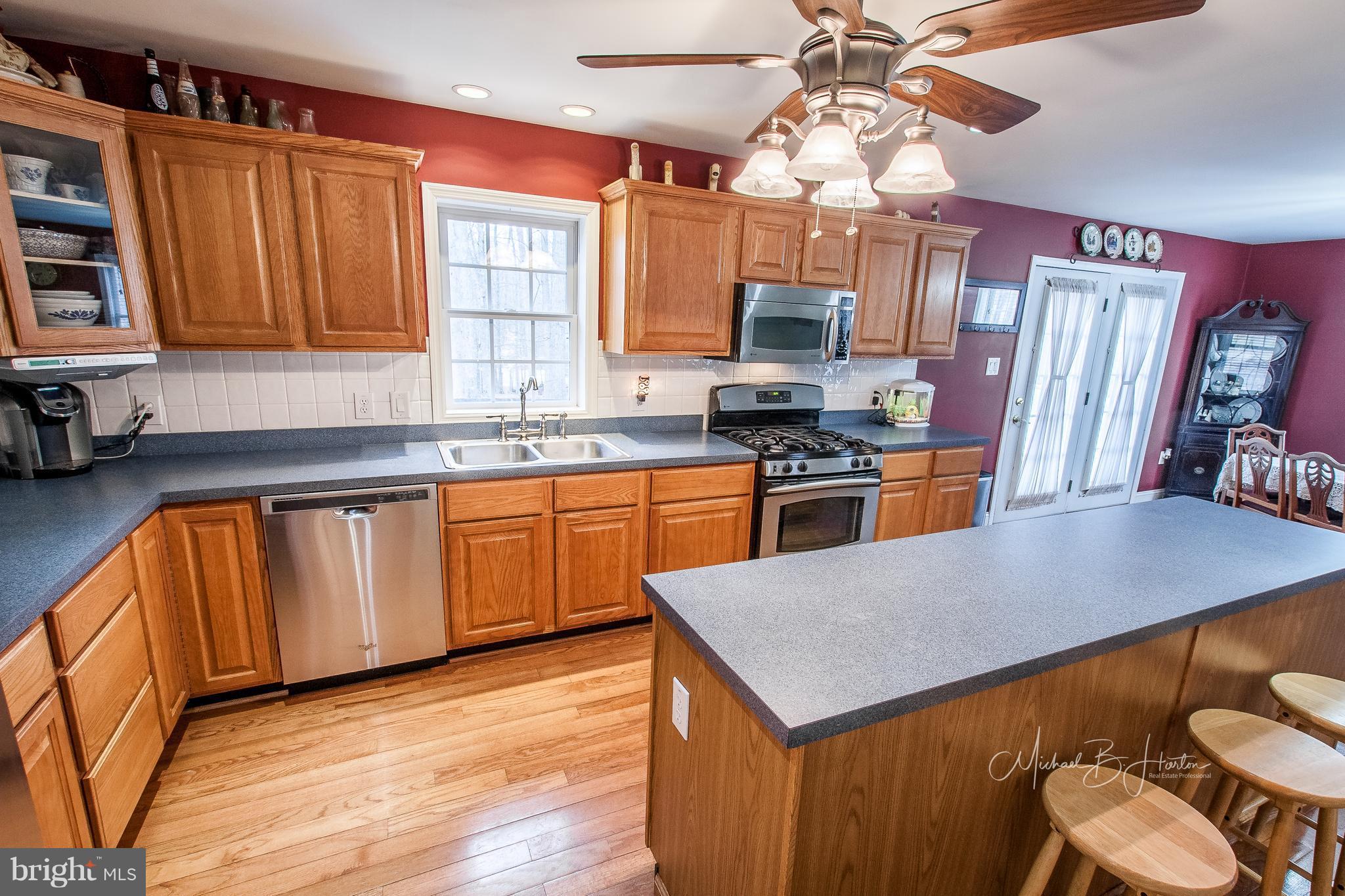7638 Kennedy Road Nokesville, VA 20181 - Photo 6 of 30 Kitchen