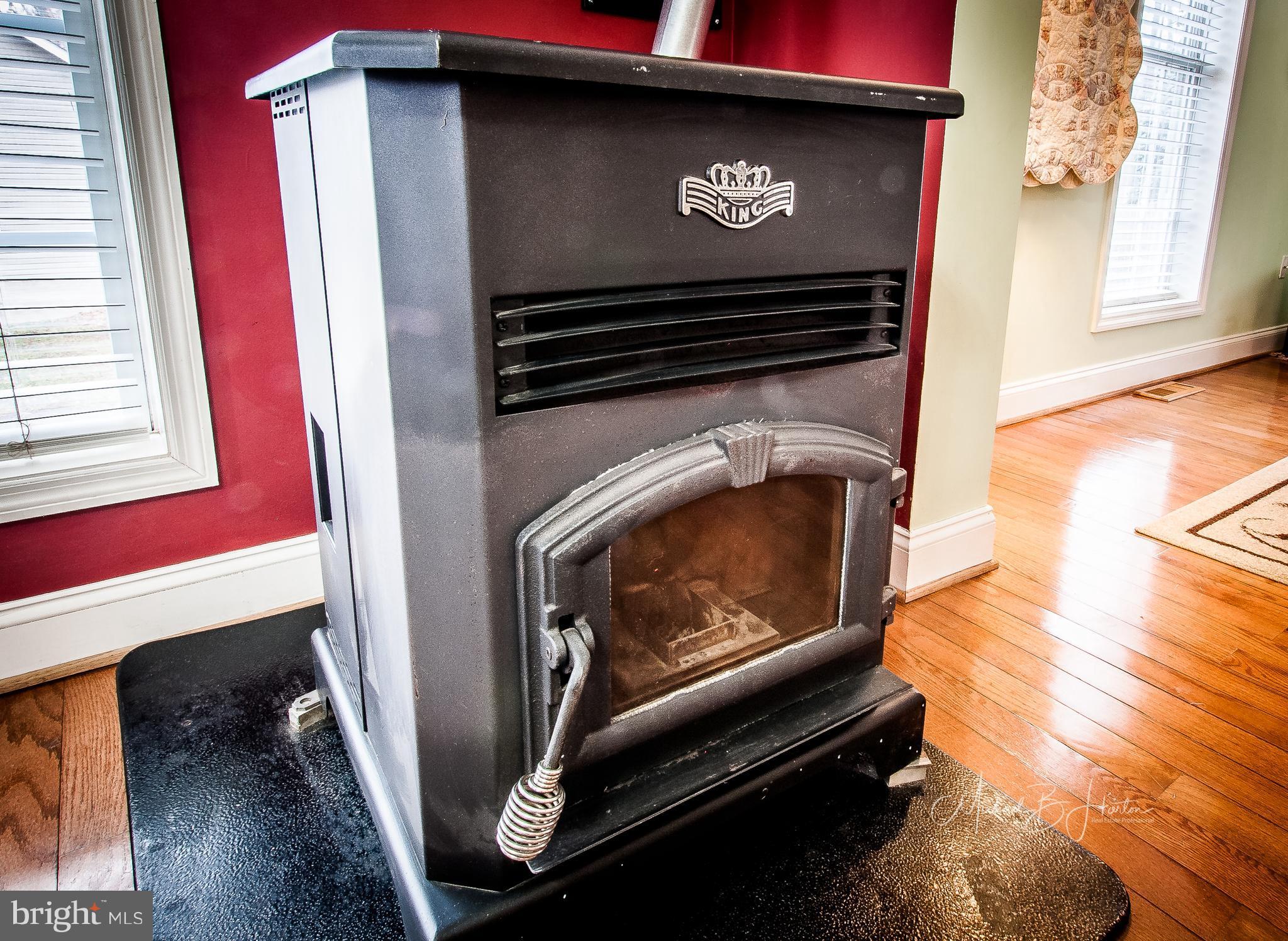 7638 Kennedy Road Nokesville, VA 20181 - Photo 9 of 30 Wood Pellet Stove. Do you like warm in the winter?