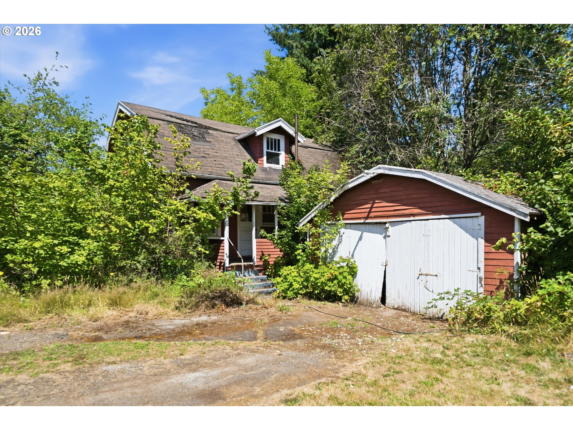 4450 Southwest 107th Avenue Beaverton, OR 97005 - Photo 5 of 34