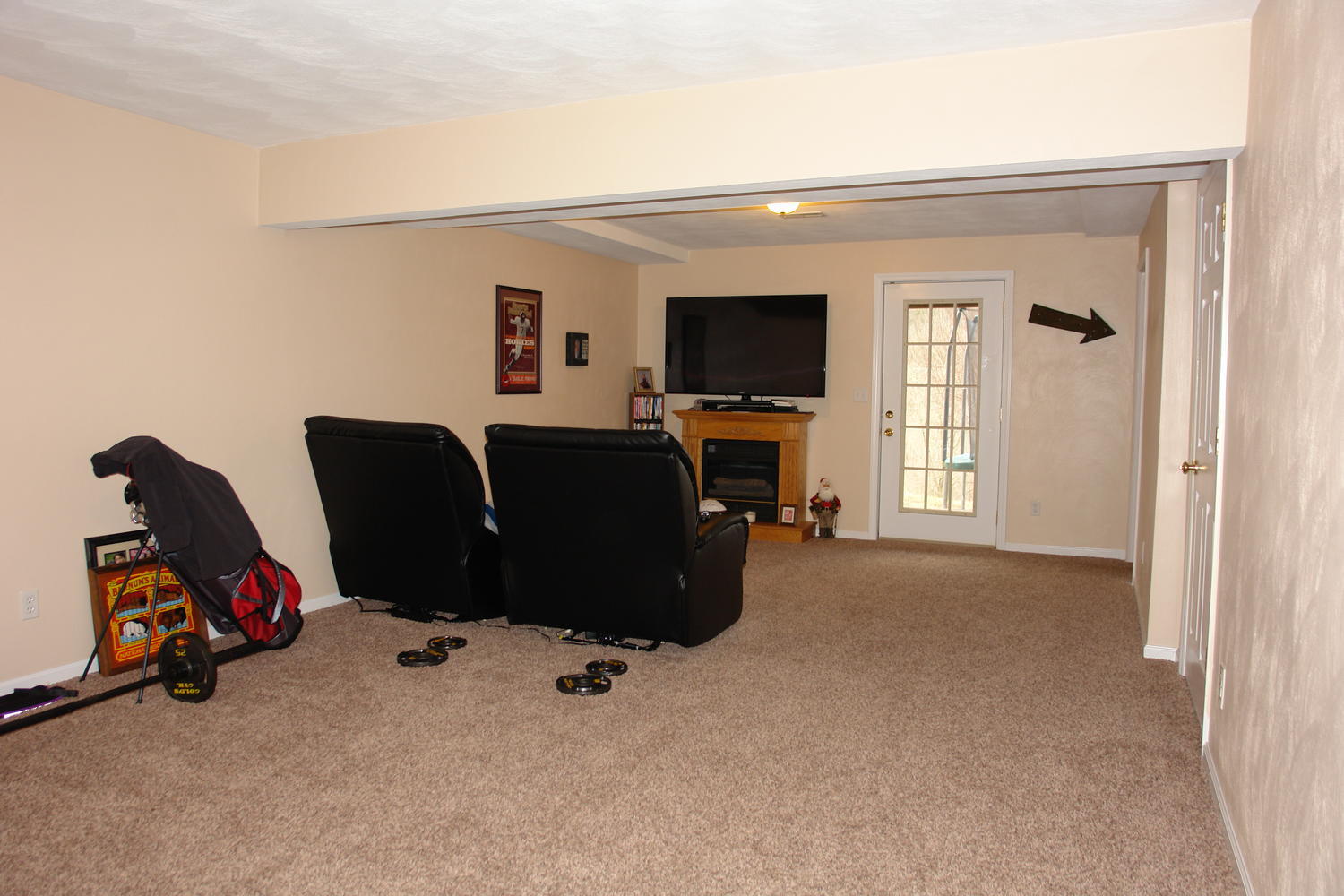 3829 Rte 3004 Roanoke, VA 24012 - Photo 22 of 24 3829 Derby Drive Roanoke VA-large-022-52