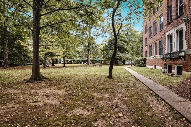 $249,500 | 4225 Harding Pike, Unit 408, Nashville, TN 37205