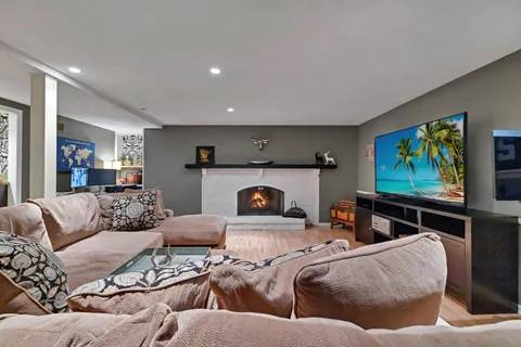 $985,000 | 7001 Lanham Lane, Edina, MN 55439