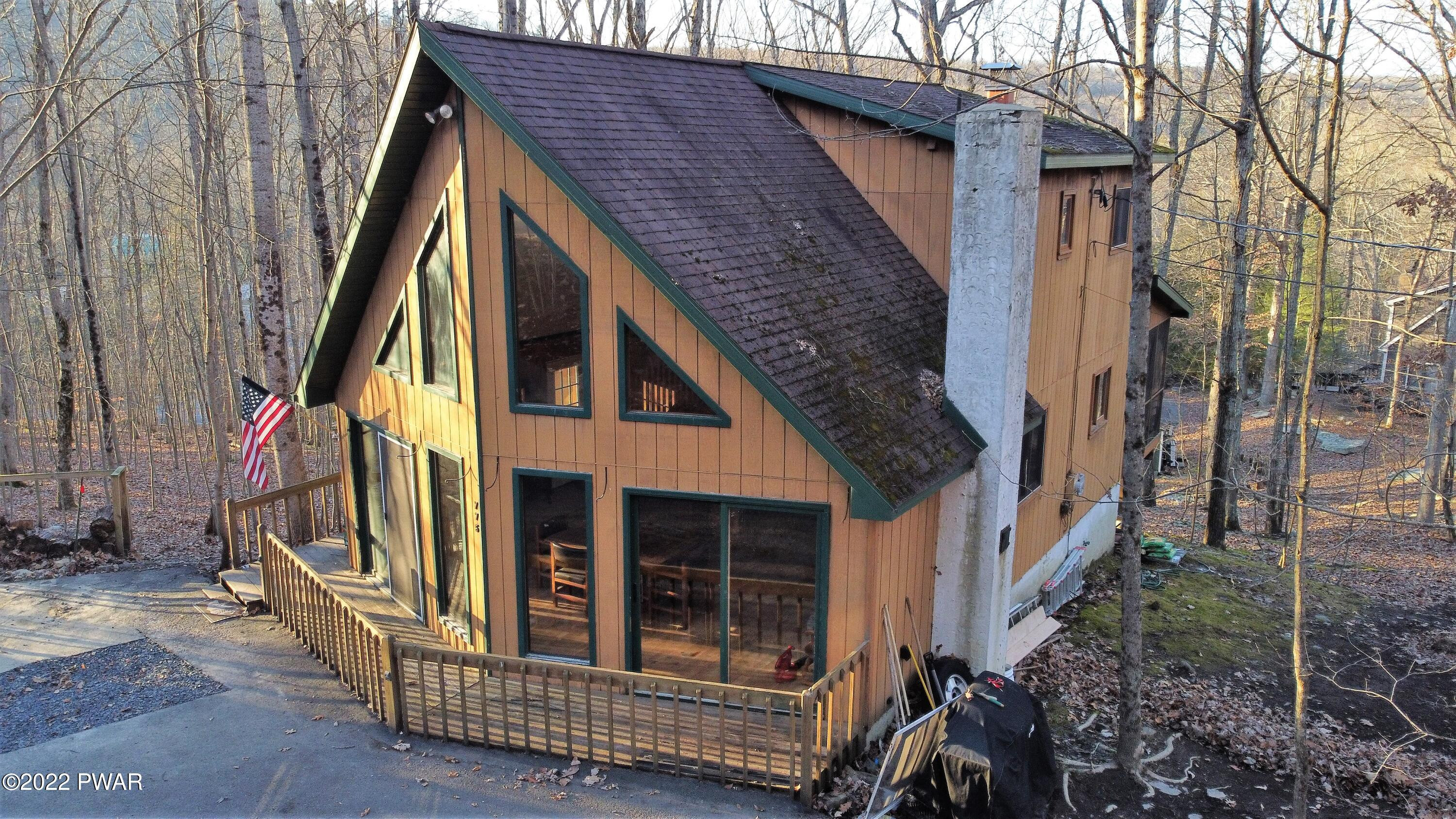 145 Regent Street Bushkill, PA 18324 - Photo 25 of 31 DJI_0424