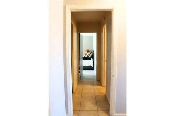 a en suite bathroom with a shower