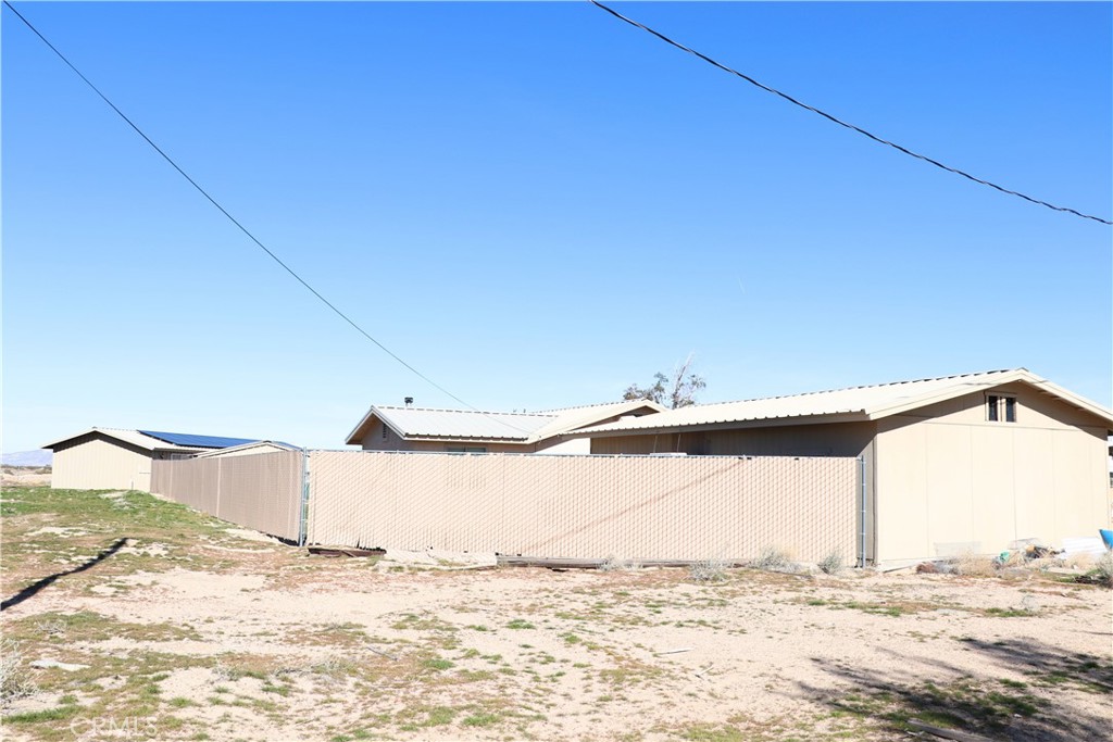 36162 Nashville Road Newberry Springs, CA 92365 - Photo 7 of 34