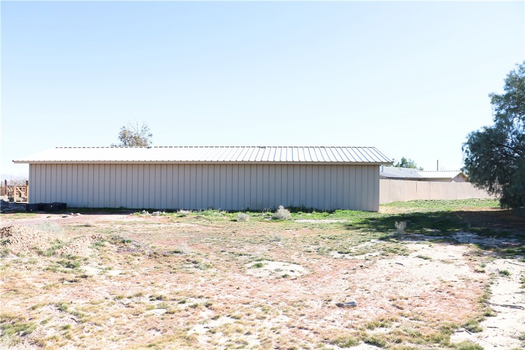 36162 Nashville Road Newberry Springs, CA 92365 - Photo 9 of 34