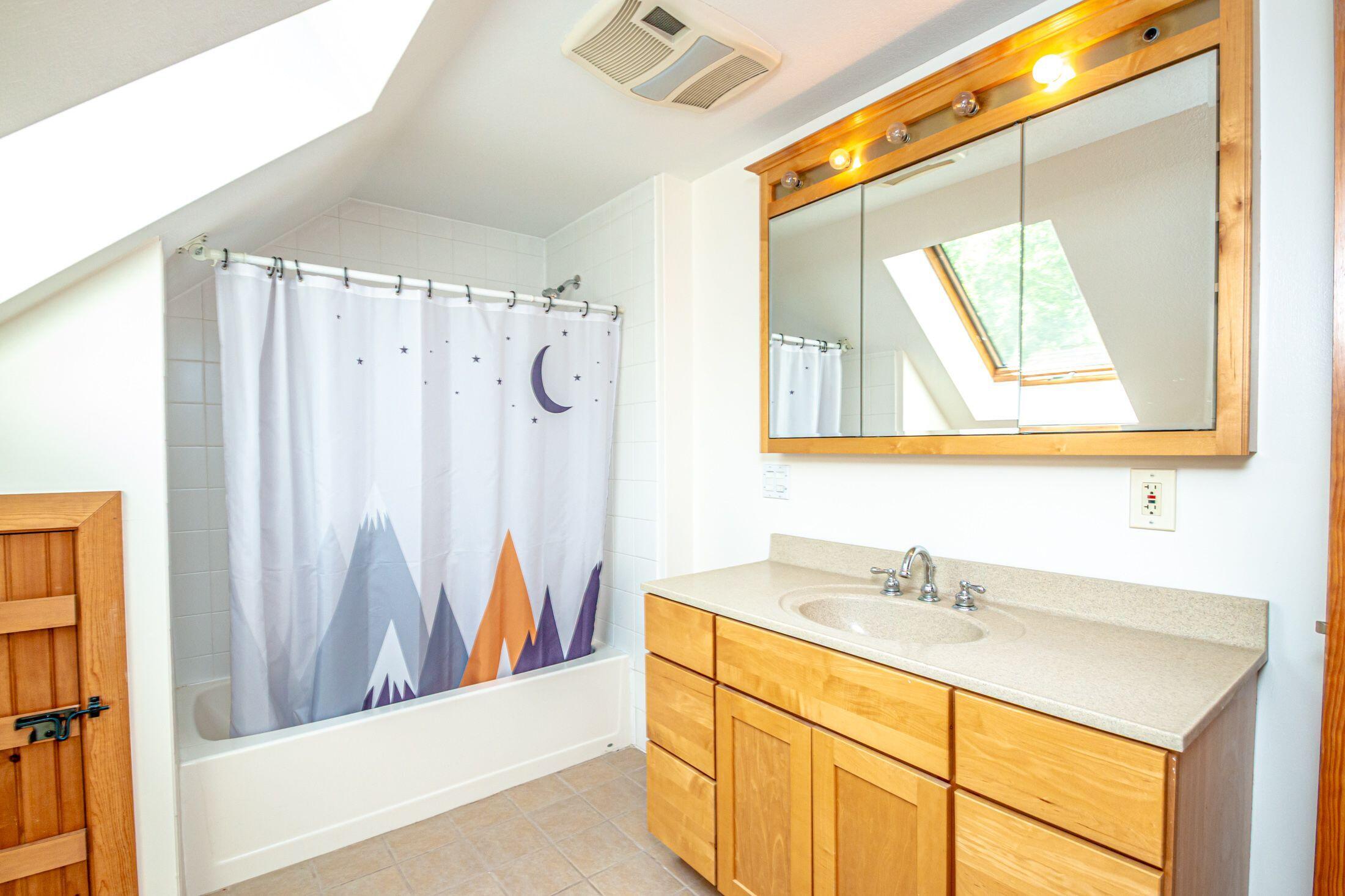 321 Riverbend Road Brownfield, ME 04010 - Photo 15 of 42 321fullbath