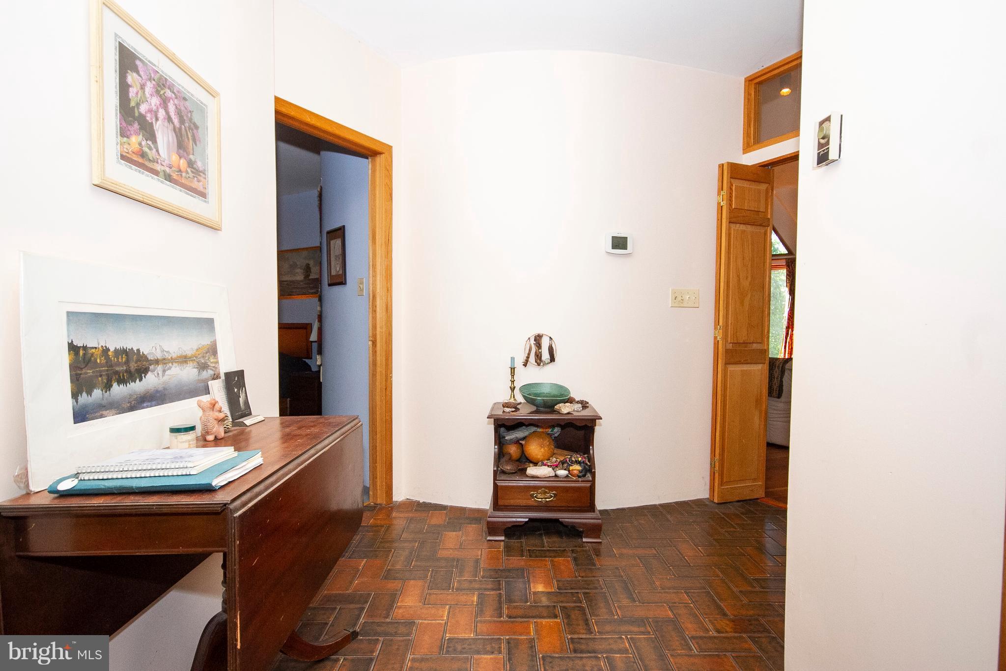 4437 Clifton Road Baltimore, MD 21216 - Photo 2 of 30 Interior (General)