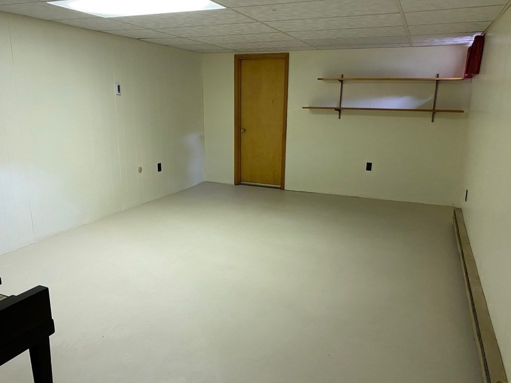 307 Intervale Avenue Athol, MA 01331 - Photo 29 of 35