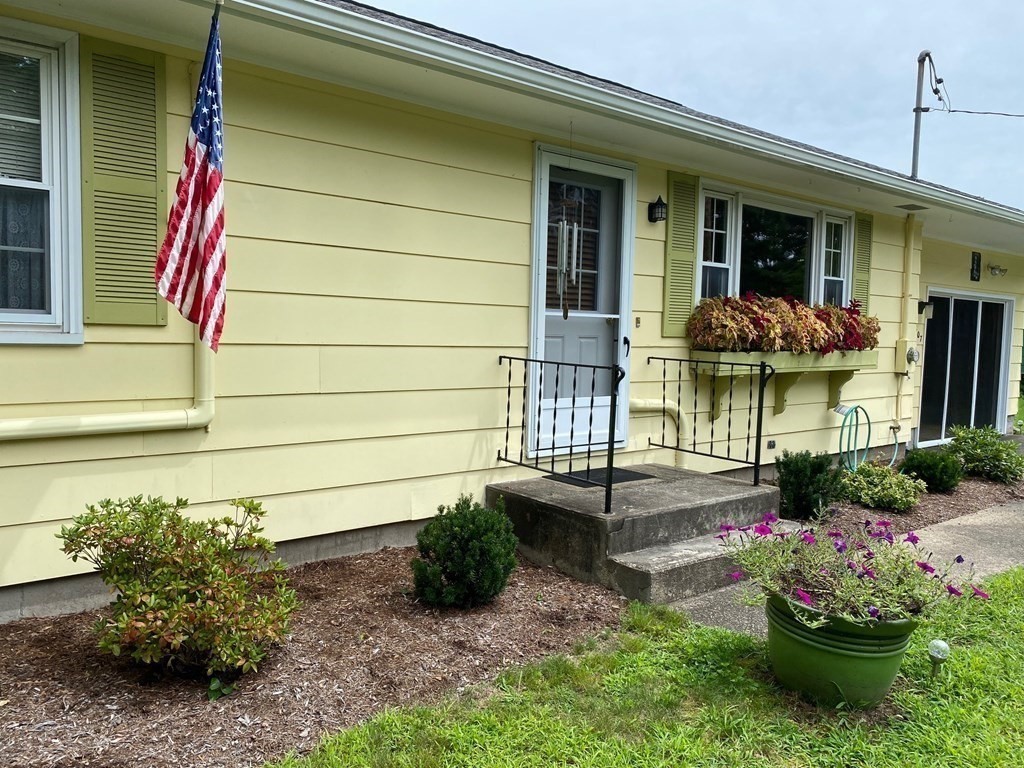 307 Intervale Avenue Athol, MA 01331 - Photo 3 of 35