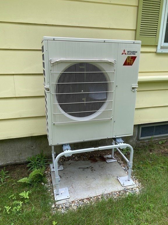 307 Intervale Avenue Athol, MA 01331 - Photo 7 of 35