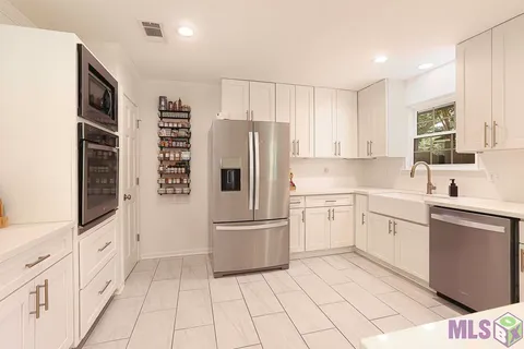 $515,000 | 7816 Menlo Drive, Baton Rouge, LA 70808