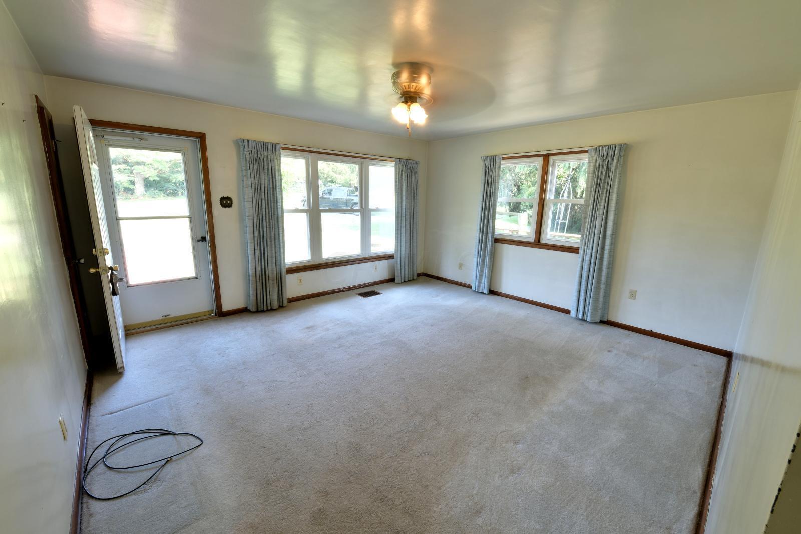 3719 Old Coopermill Road Zanesville, OH 43701 - Photo 5 of 13