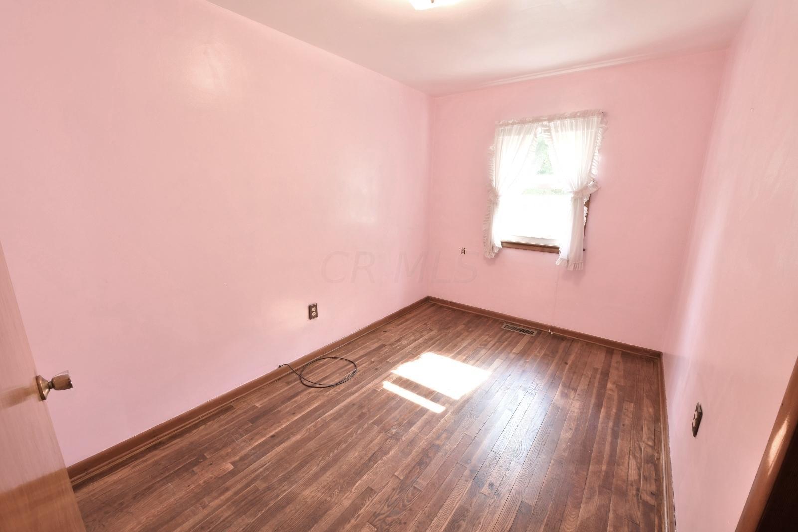3719 Old Coopermill Road Zanesville, OH 43701 - Photo 6 of 13
