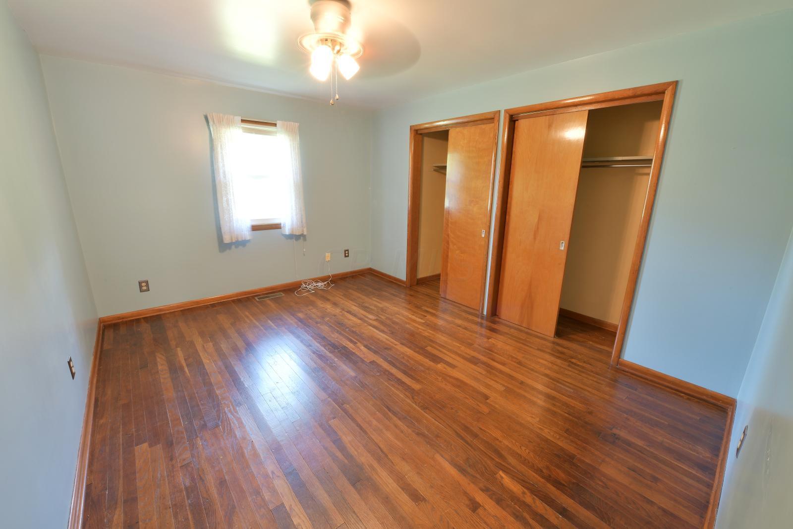 3719 Old Coopermill Road Zanesville, OH 43701 - Photo 7 of 13