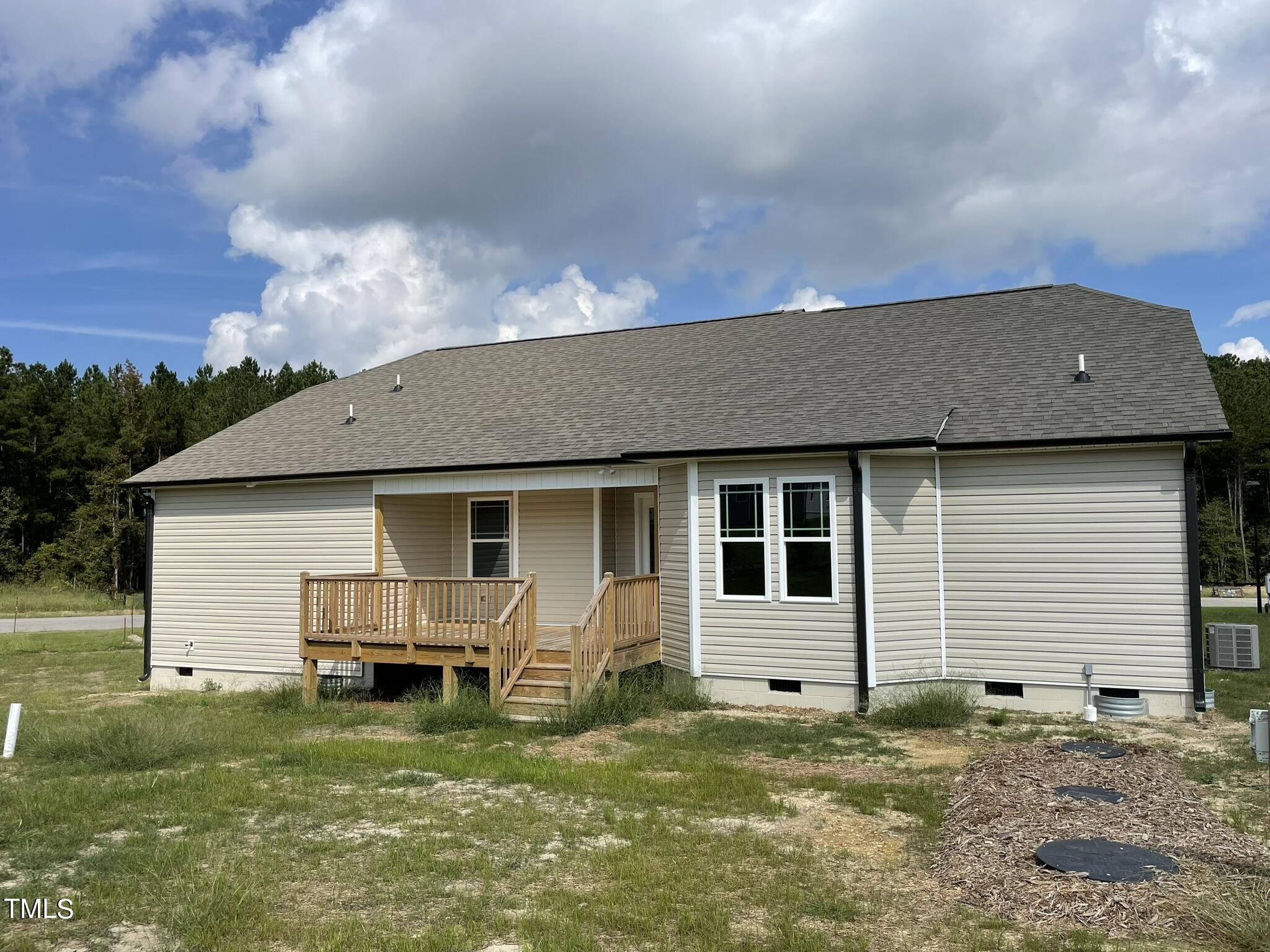 66 Tulipfield Way Benson, NC 27504 - Photo 17 of 18 IMG_8039