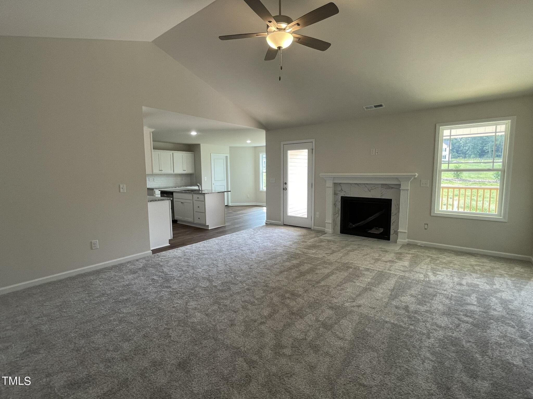 66 Tulipfield Way Benson, NC 27504 - Photo 8 of 18 IMG_8025