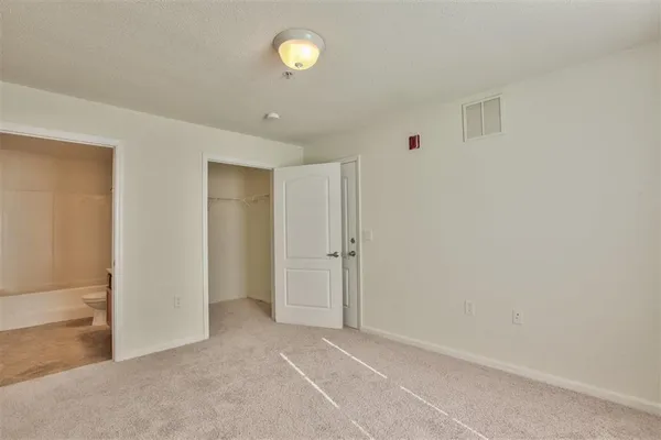 $1,250 | 3000 South Adams Street, Unit 412, Tallahassee, FL 32301