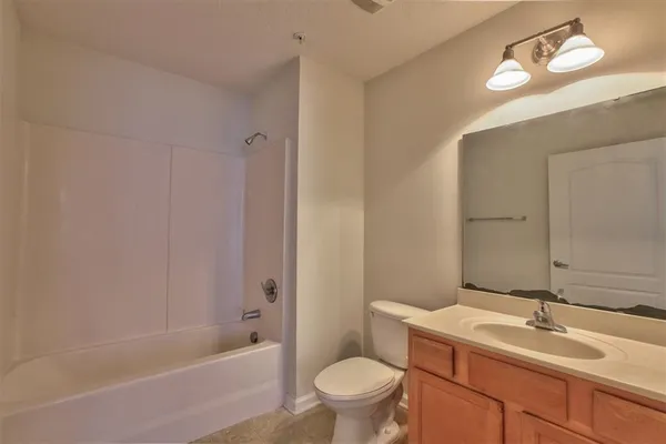 $1,250 | 3000 South Adams Street, Unit 412, Tallahassee, FL 32301