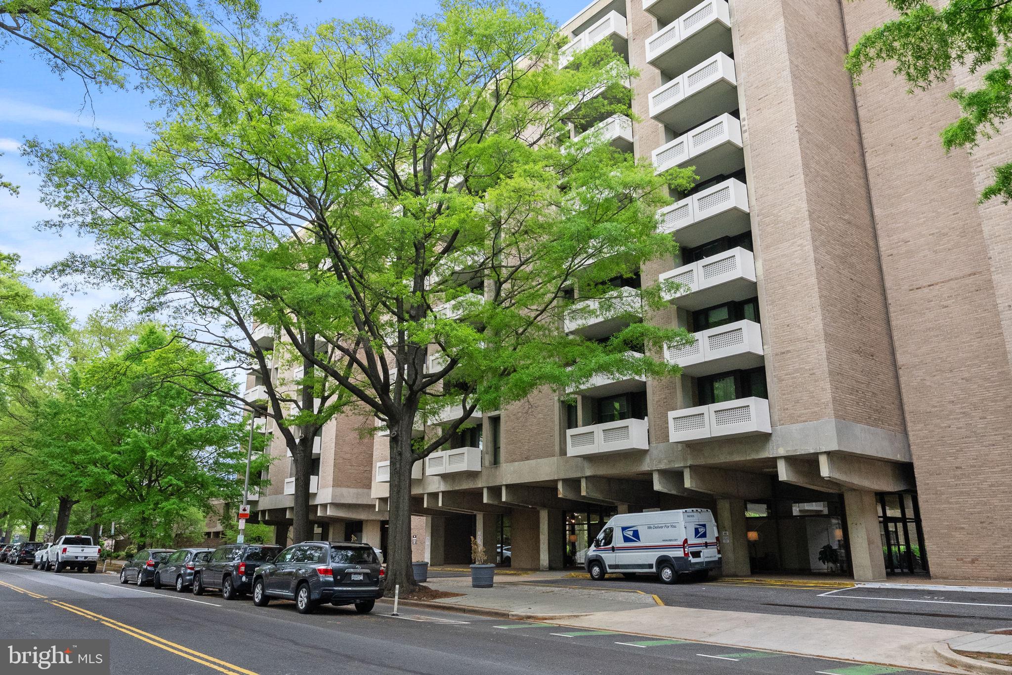 1250 4th Street Southwest, Unit W107 Washington, DC 20024 - Photo 3 of 30 a car parked in front of a building